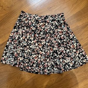 Women’s skirt